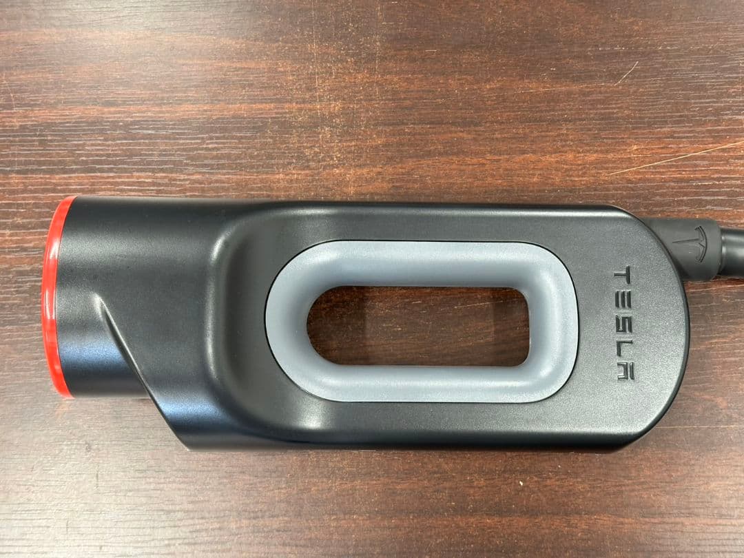 今だけクリスマスセール　純正　TESLA CHAdeMOアダプター