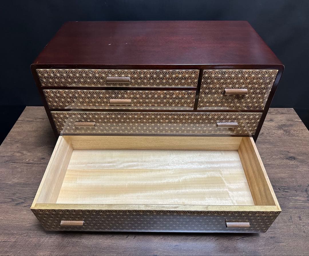 【伝統工芸】箱根細工 木象嵌 寄木家具　箱根寄木細工