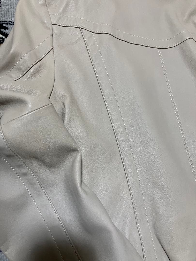 バーバリーロンドン　羊革 ラムレザージャケット グレージュ38