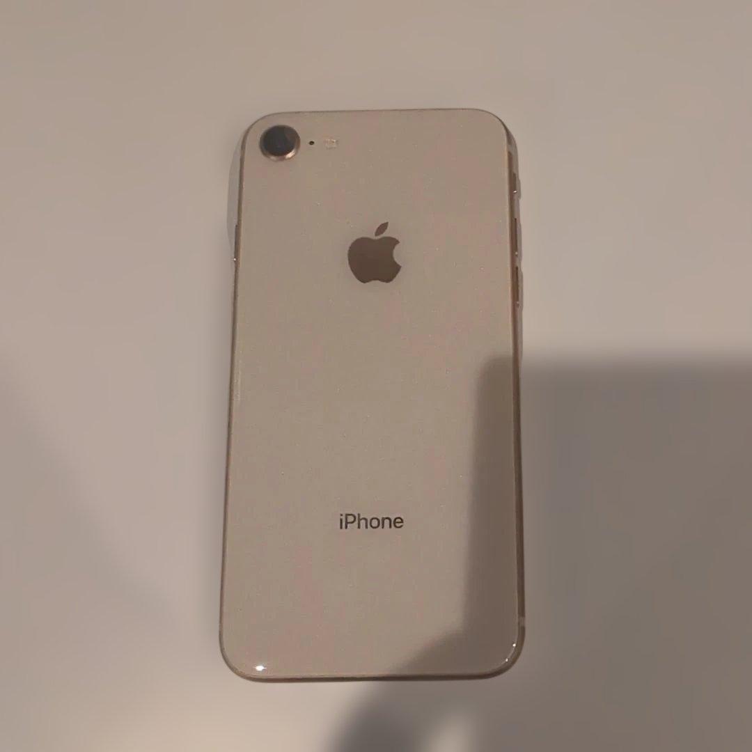 iphone8 64g ピンクゴールド
