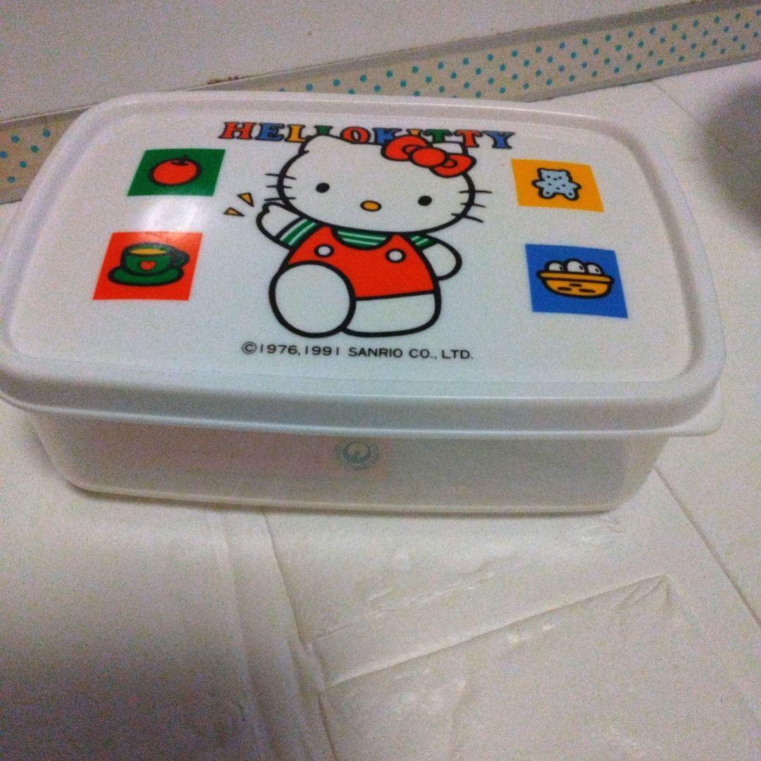 レア　未使用　1991年　レトロ　ハローキティ　カップ　シール容器セット