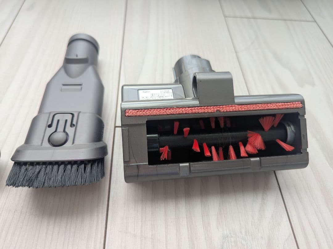 dyson クリーナー 布団掃除機