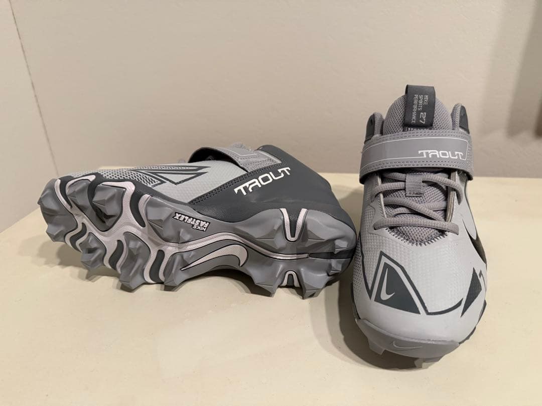 【snsn3434】 野球スパイク nikeトラウト8 キーストーン