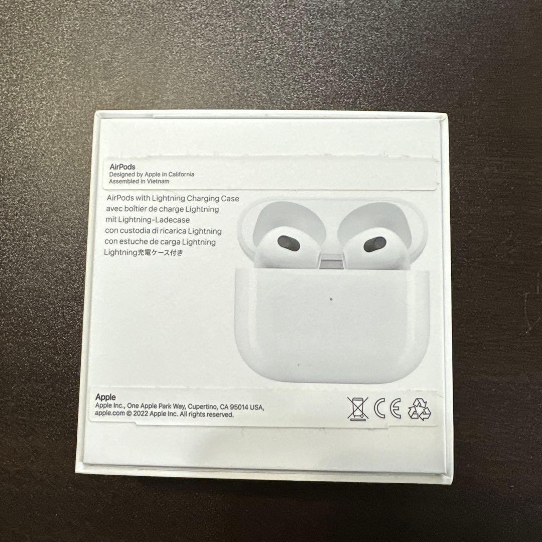 Apple AirPods 第3世代 MPNY3J/A