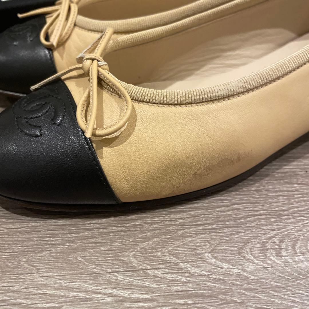 CHANEL フラットシューズ ベージュ・黒