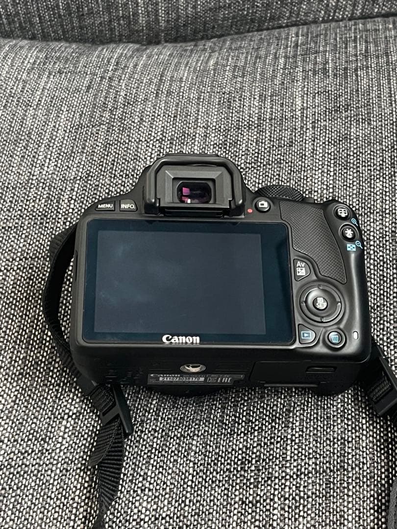 デジタル一眼レフカメラ　Canon EOS kissX7