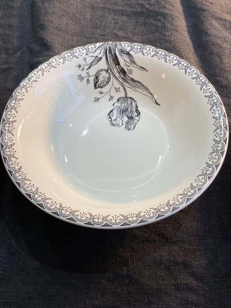 新品未使用 ジアン／GIEN チューリップ／ブラック シリアルボール2枚セット