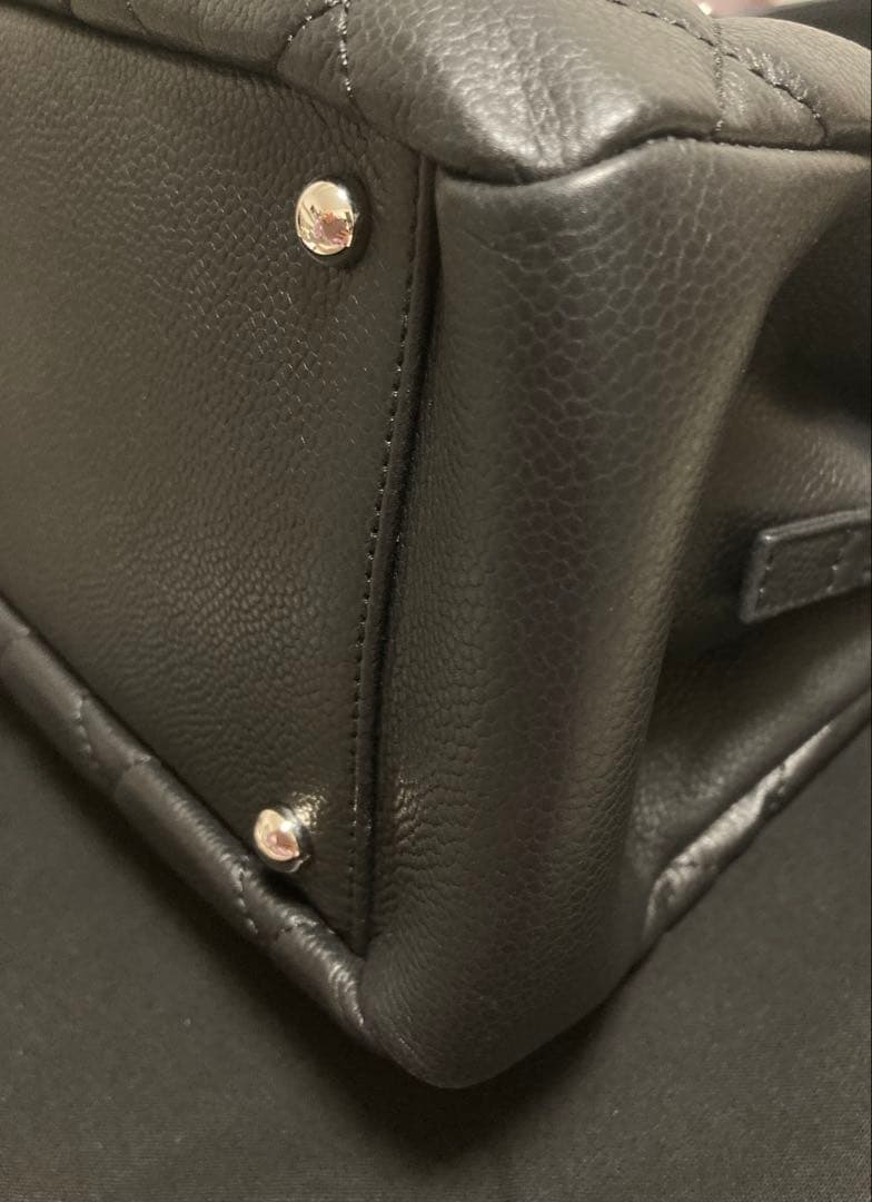 ぐーさん　正規美品　CHANEL マトラッセ　キルティングトートバッグ　黒