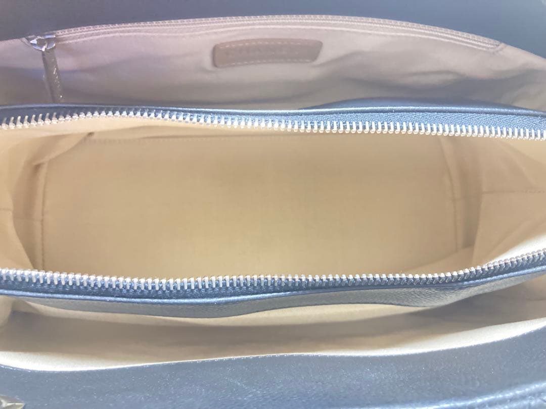 ぐーさん　正規美品　CHANEL マトラッセ　キルティングトートバッグ　黒