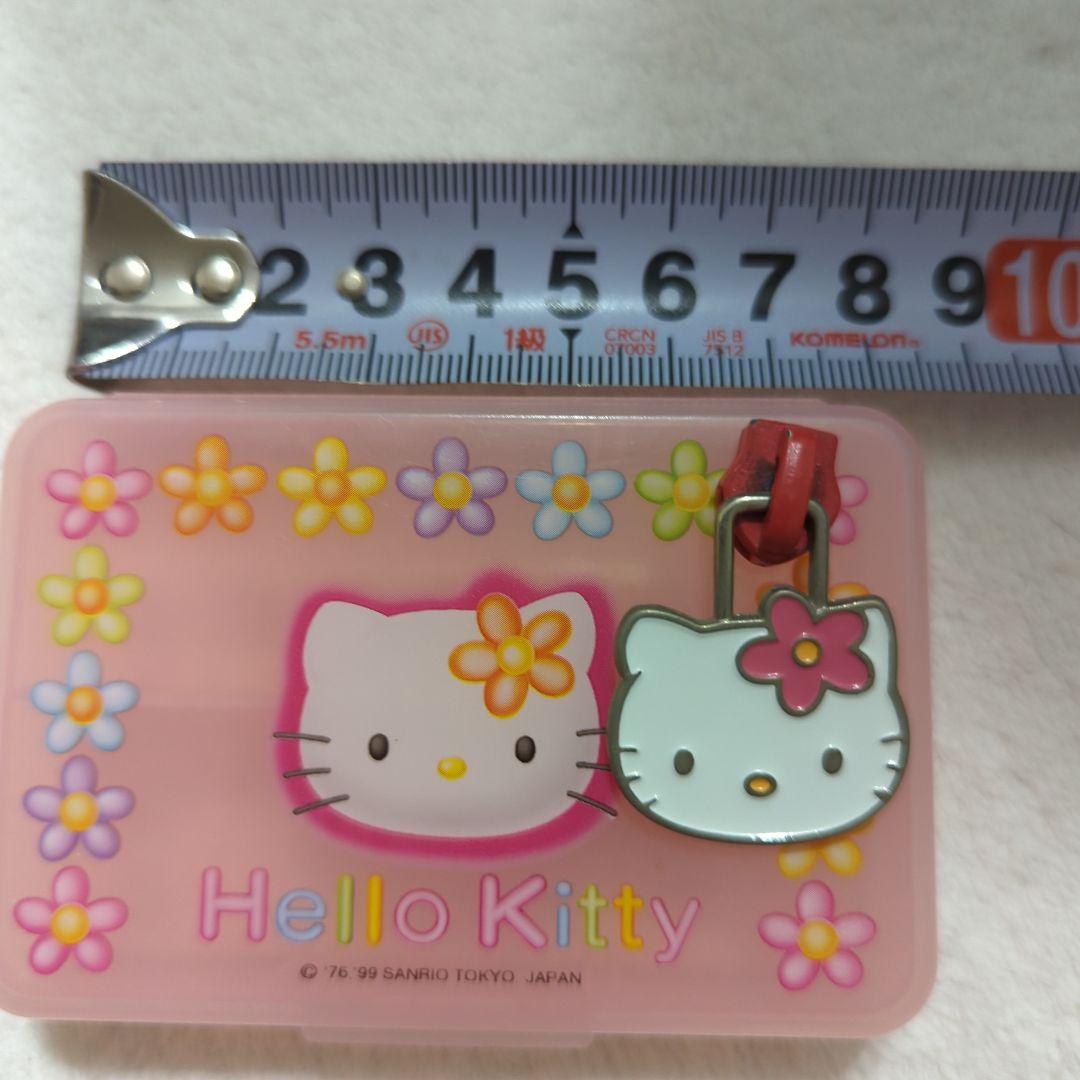 いちごキティ　さくらんぼキティ　レトロキティ　非売品キティポーチ　キティゲーム品