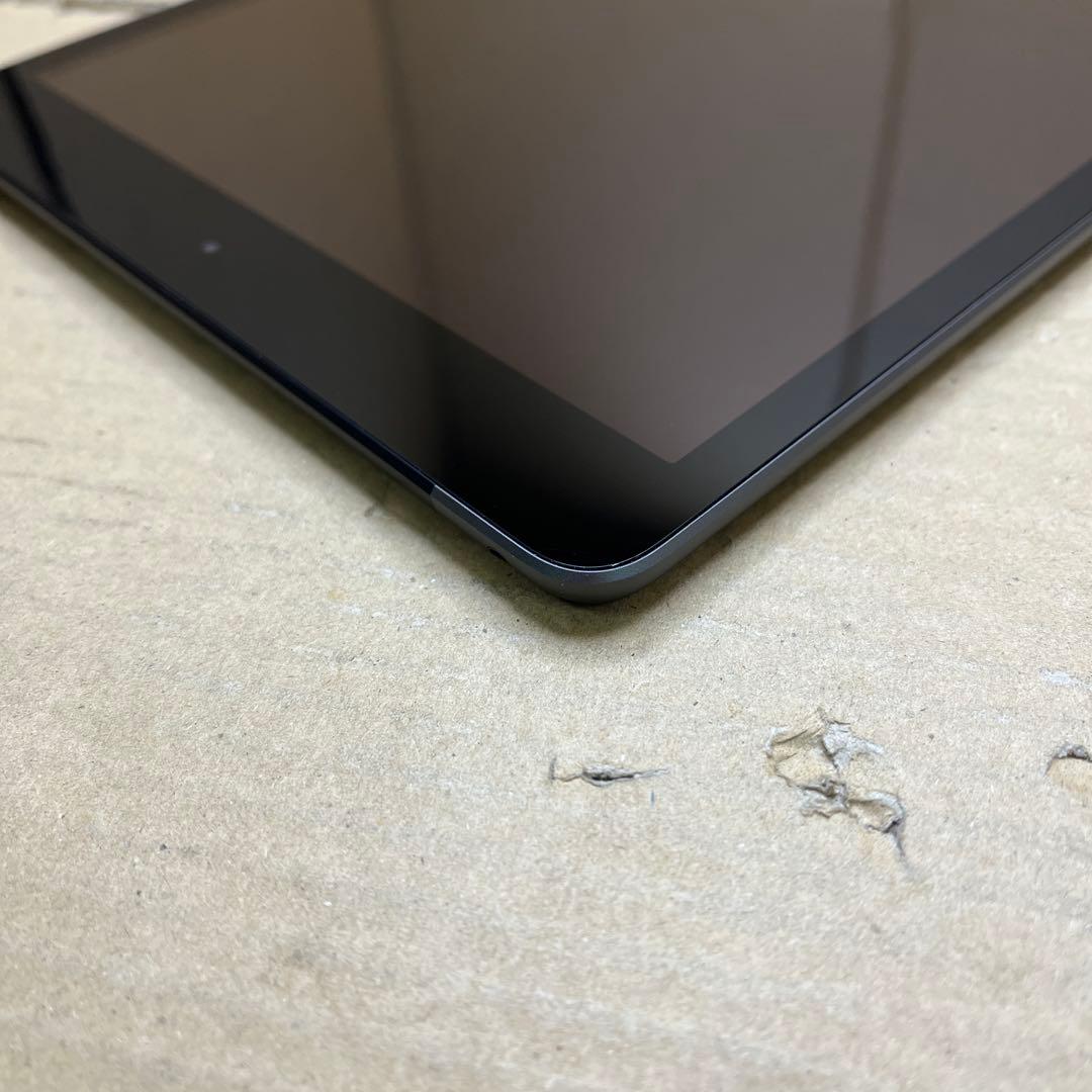 iPad (第７世代)Wi-Fi + Cellular 32GB スペースグレイ