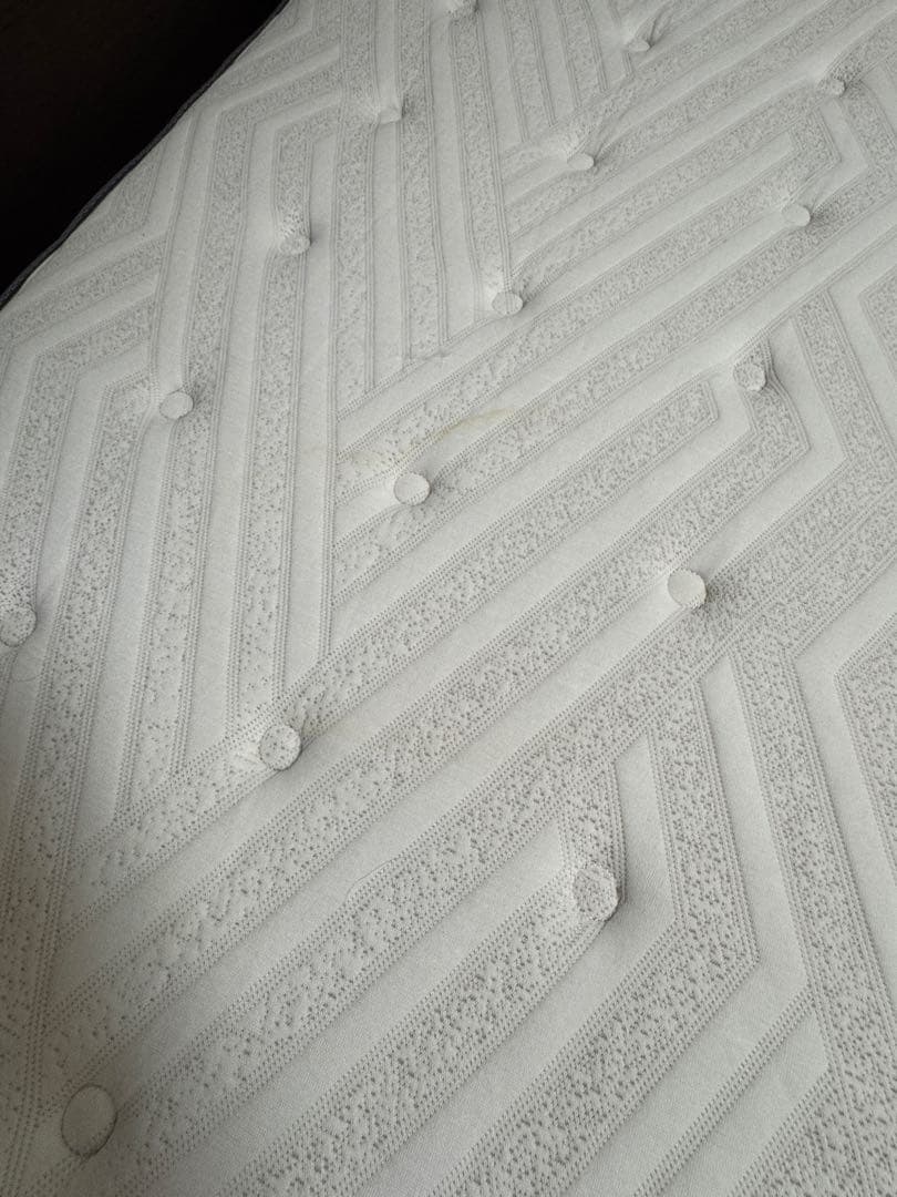 ニトリ　DマットNスリープ　ハード　フレーム付ダブルベッド