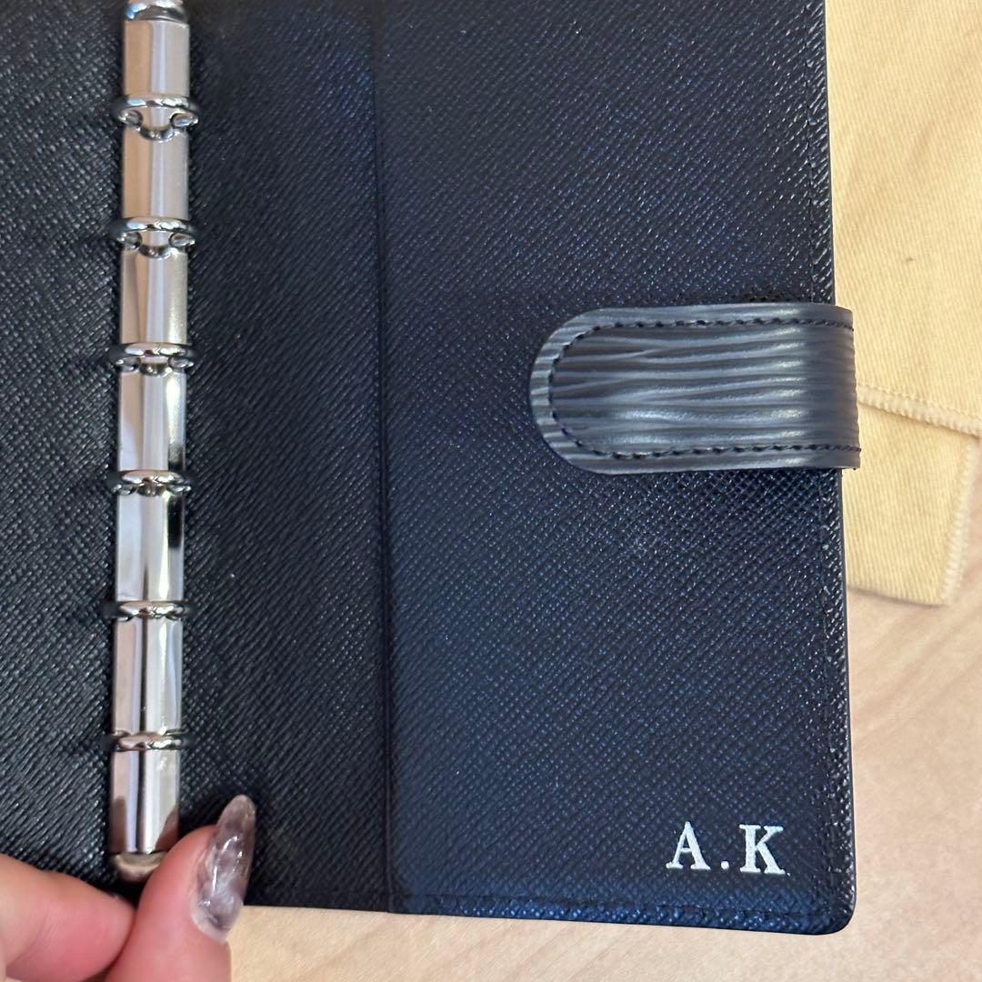 【超美品】LOUIS VUITTON ルイヴィトン 手帳 エピ ブラック