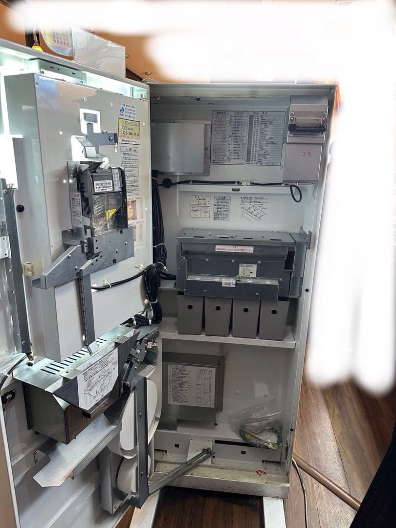 芝浦　自動券売機　引き取り限定!!在庫6台あり。