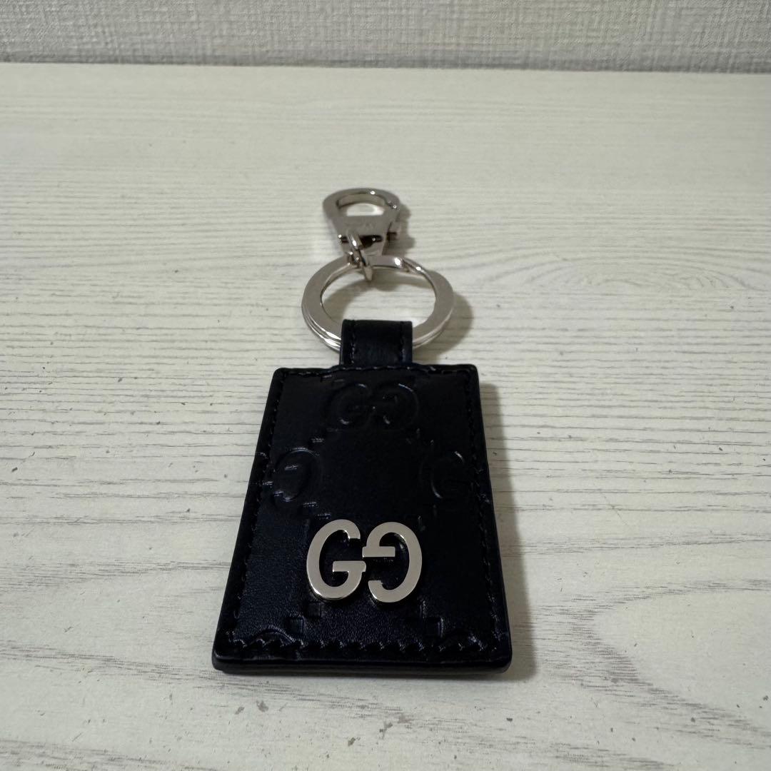 【新品同様】グッチ GUCCI キーリング シマ　GG レザー ブラック　黒