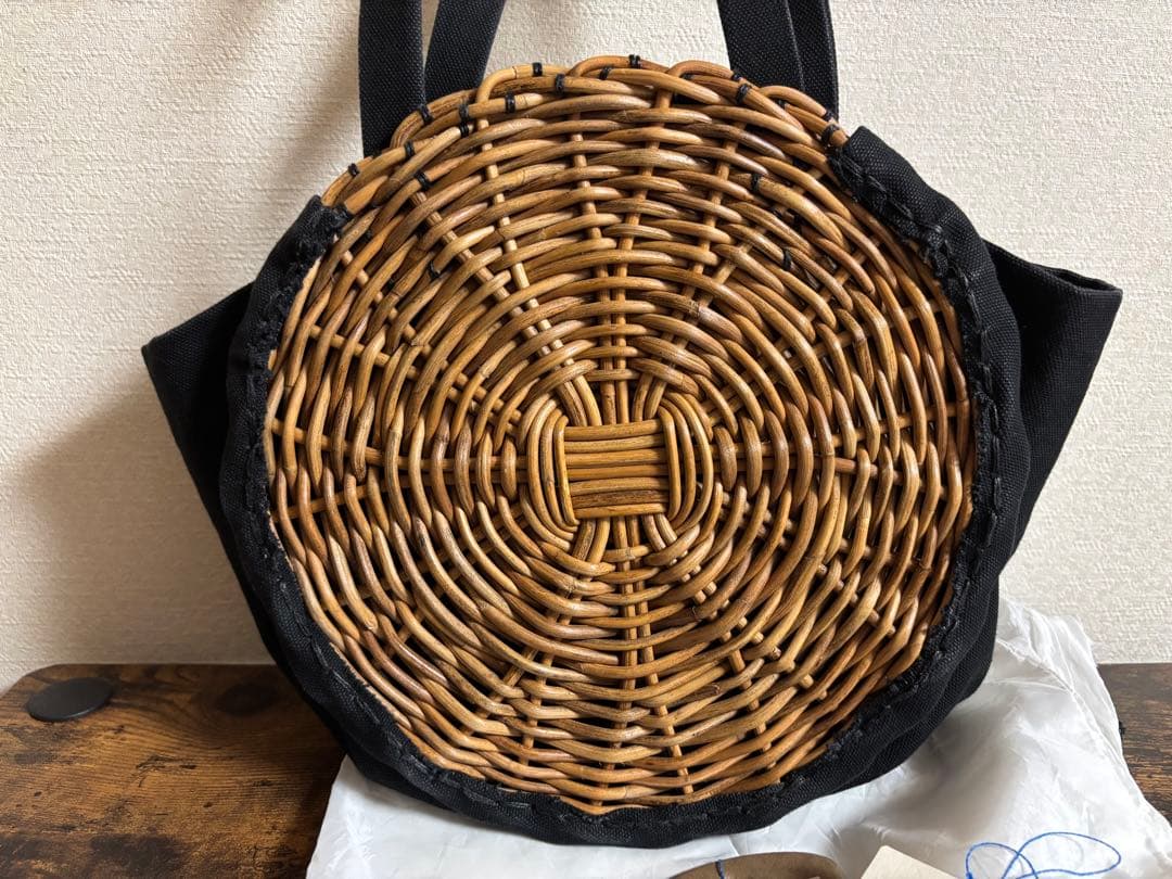 eb.a.gos エバゴス　キャンバス×紅籐　かごバッグ　円形