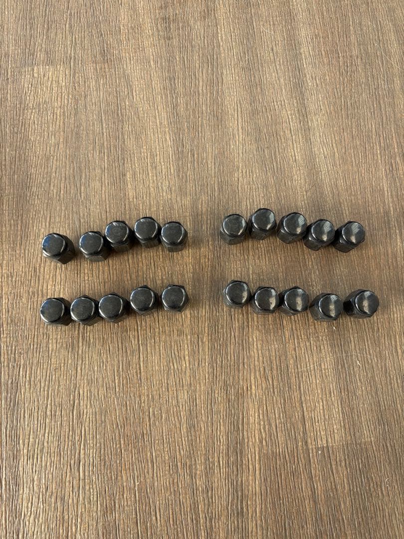 2024年製　美品　トランパス TX ウィンタータイヤ 215/70R16