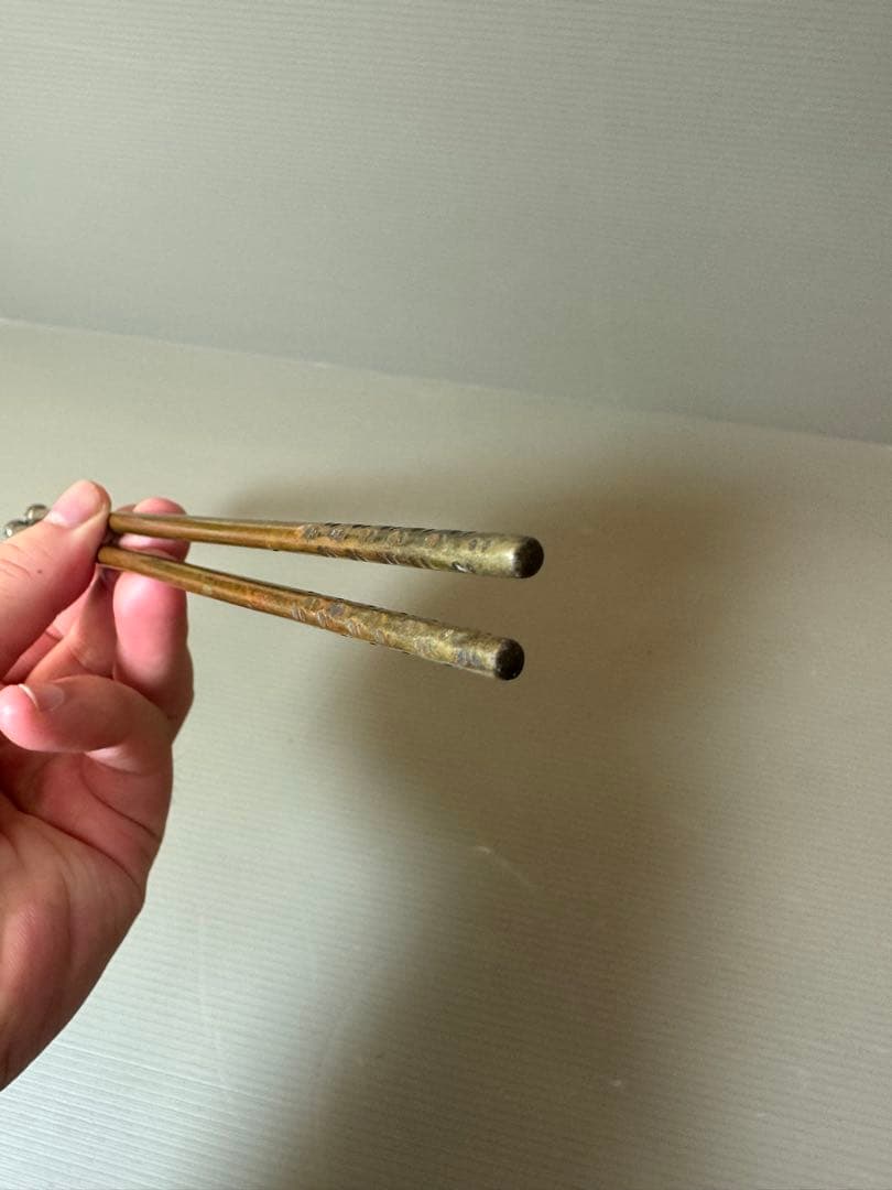 2910 火箸　南鐐松笠頭　真鍮　大西清右衛門作　茶道具