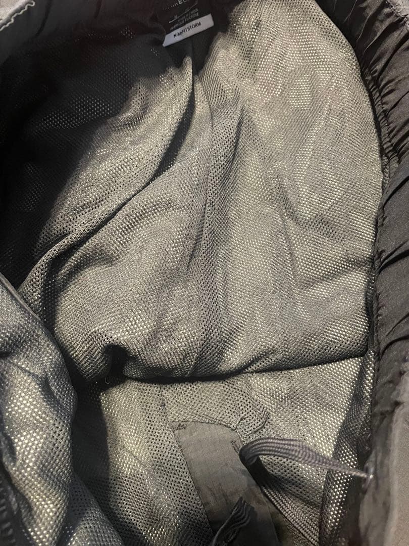 と　ナイキゴルフ セットアップ レインウェア 2WAY テック 黒 XL