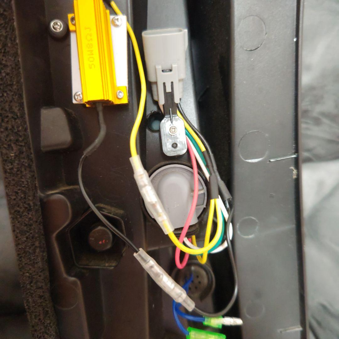 ダズフェローズ LEDテールランプ　限定カラー