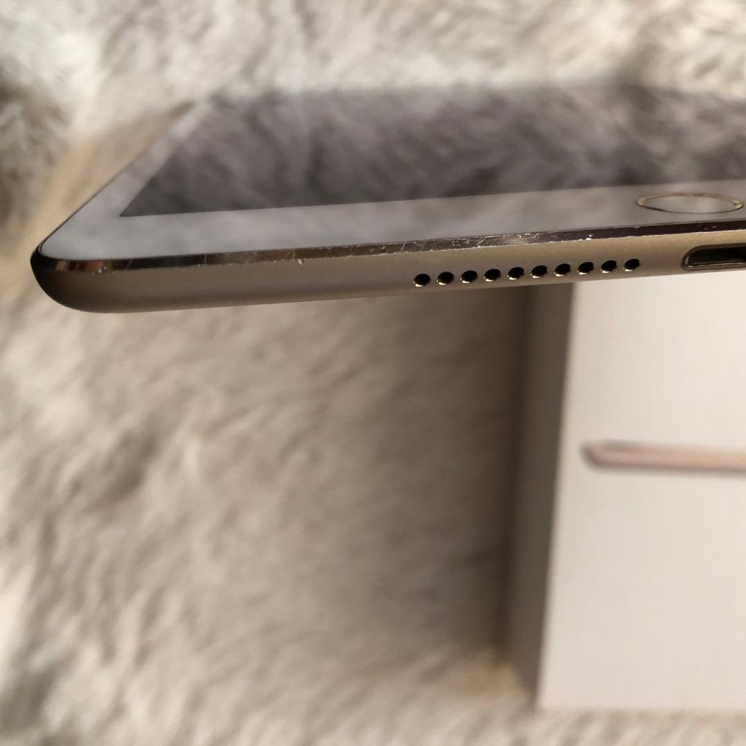 【完動品】iPad mini4 128GB SIMフリー 【すぐ発送】【付属品】