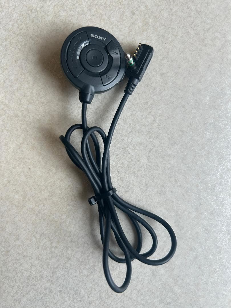 SONY ソニー CDウォークマン D-E660 （JVCイヤホン付き）