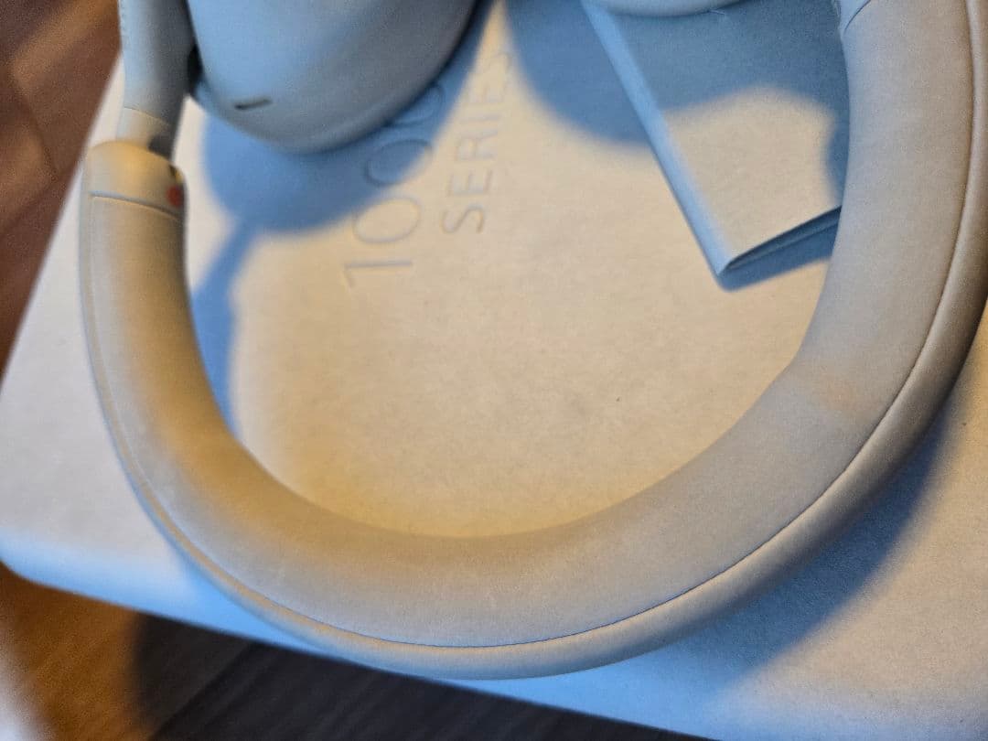 ソニー ワイヤレスノイズキャンセリングステレオヘッドホン WH-1000XM5