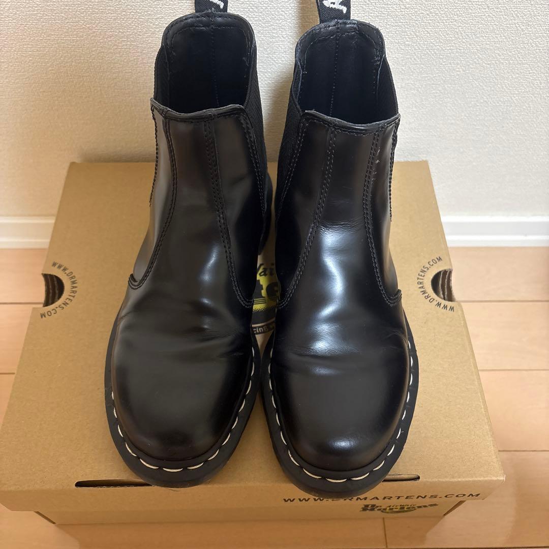 ドクターマーチン　ホワイトステッチ チェルシーブーツ　サイドゴア　UK4