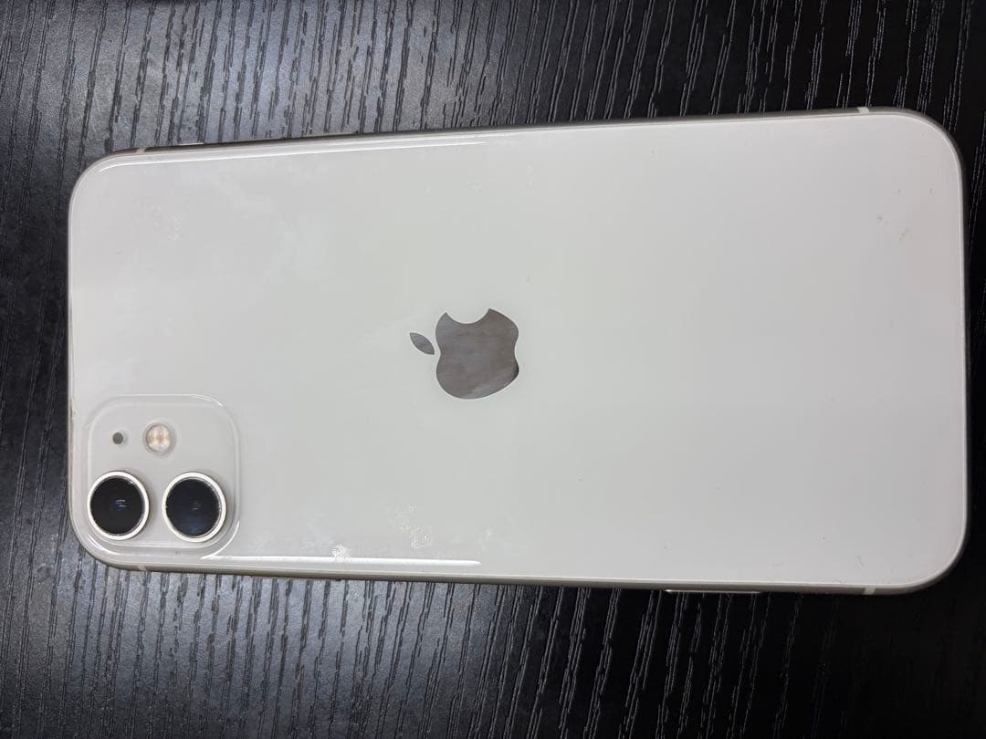 画面割れあり　iPhone11ホワイト128GB 動作問題無し　値下げ可能