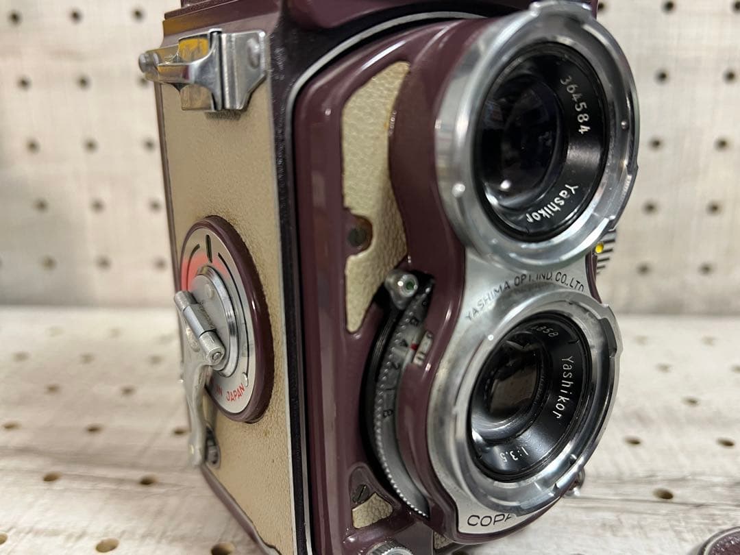 Yashica 44 カメラ