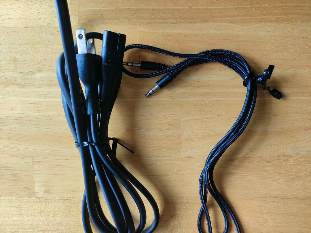 Amazon Echo Studio 本体 おまけAUXケーブル付き