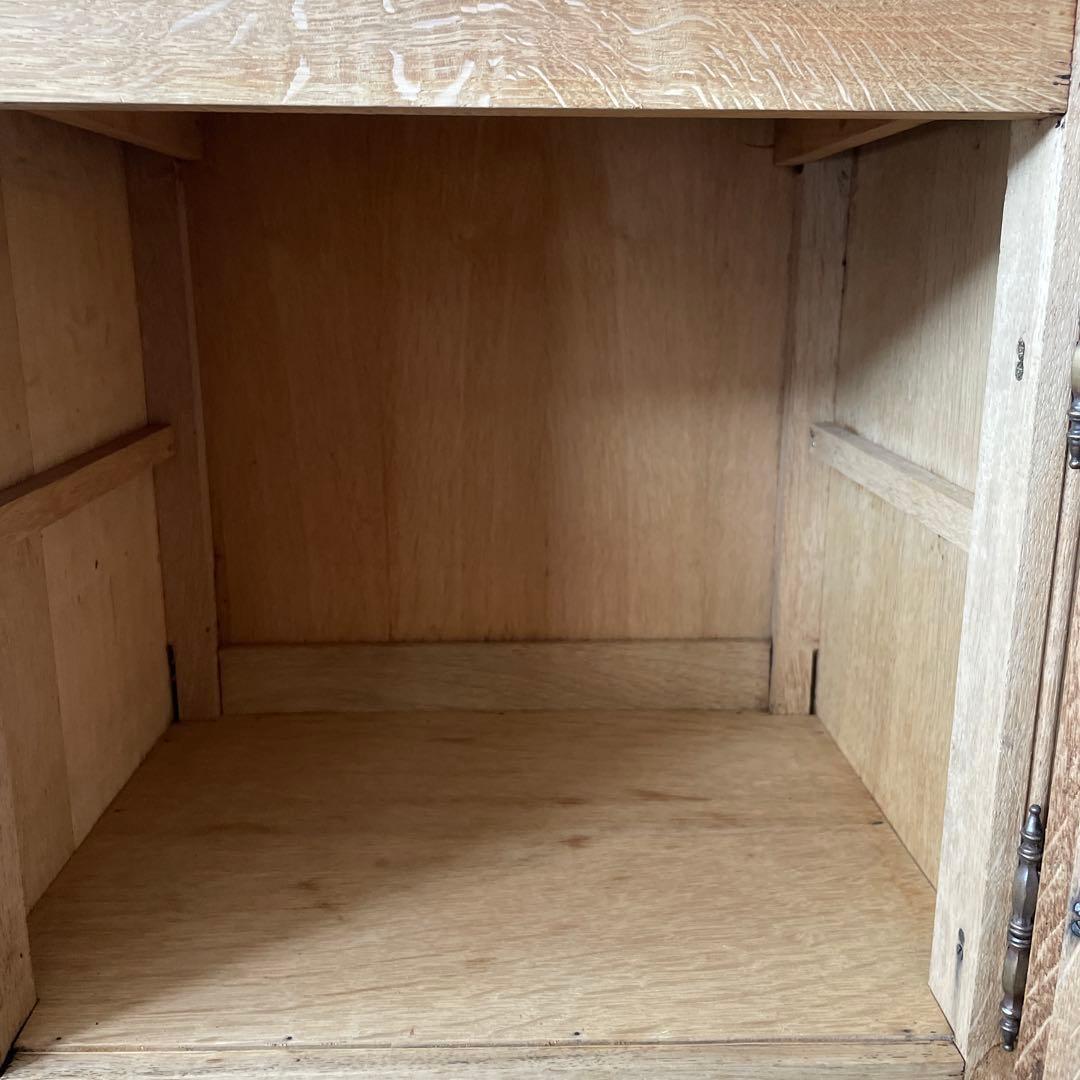 ベッドサイドドロワーキャビネット　ベッドサイドテーブル 剥離