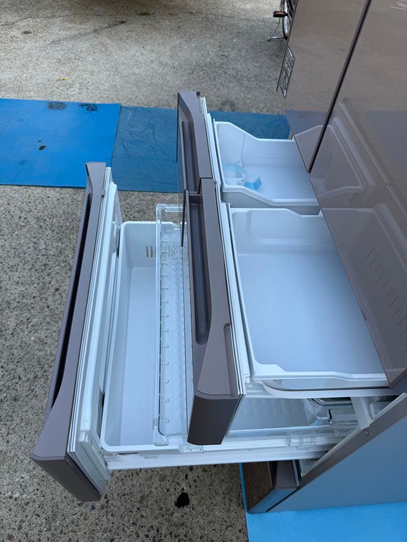 日立2022年製 602L R-HW60R(XN) 冷蔵庫 6ドア