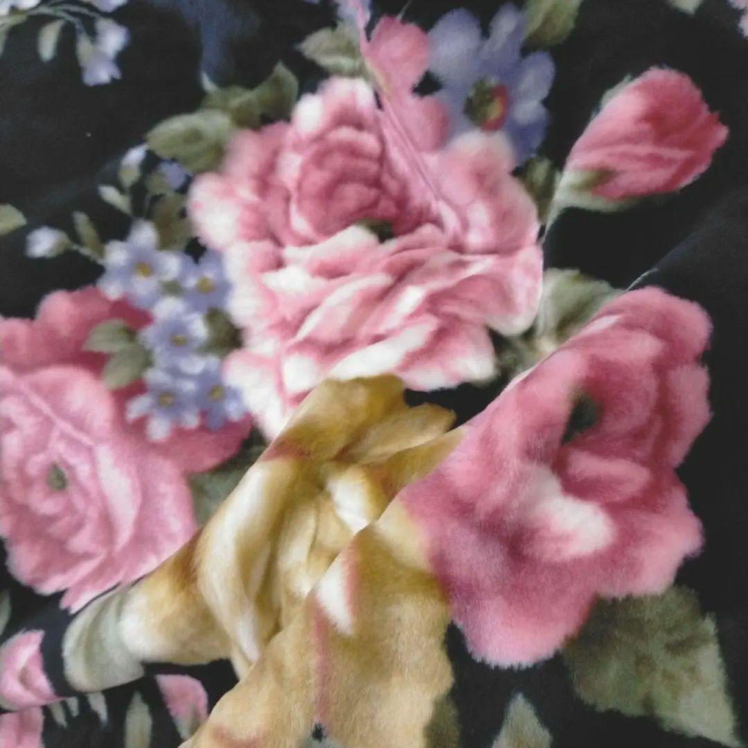 新品未使用 LA MORENE ADVANCE フラワーパターン毛布