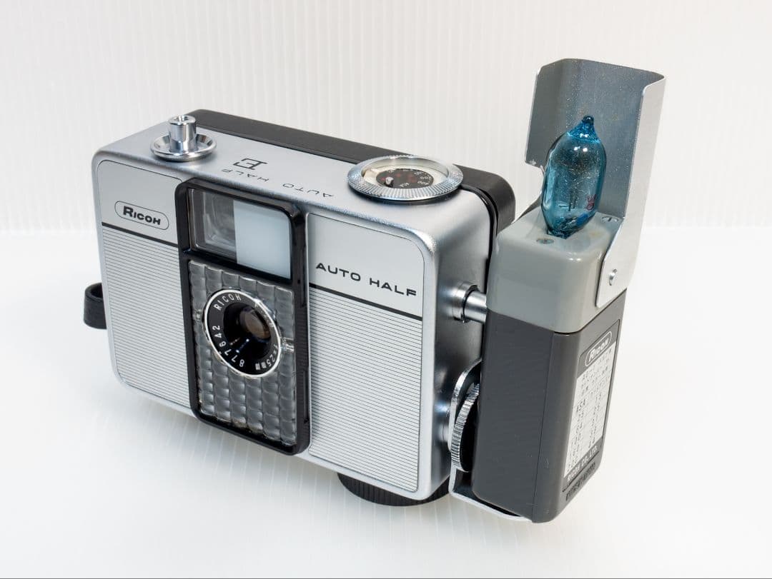 ㉓【美品・整備済】RICOH AUTO HALF E 「ブラック 」オートハーフ