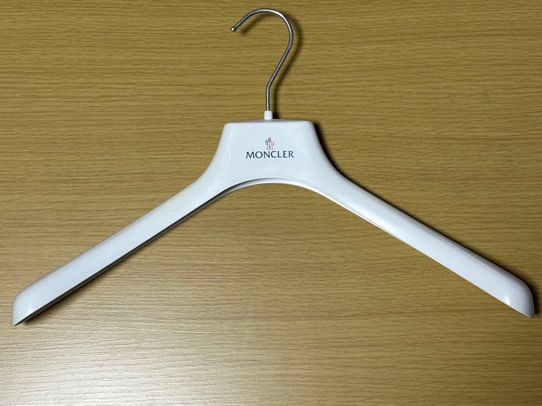 MONCLERモンクレールAITON 18AWダウンジャケットフード付きサイズ4