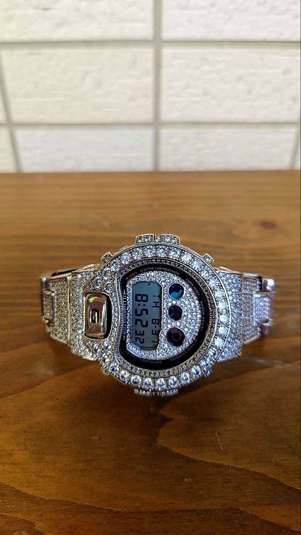 【中古】G-SHOCK　アフタースワロスキー　デジタル腕時計　DW6900