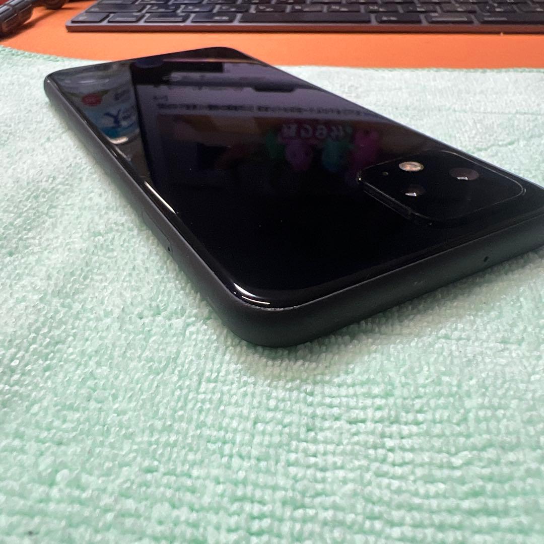 Google Pixel 4a 本体