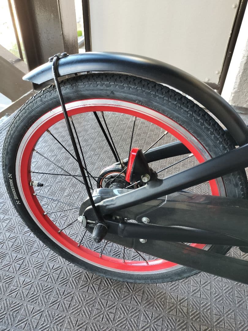 ブリヂストン　Levena 引取限定（大阪箕面）