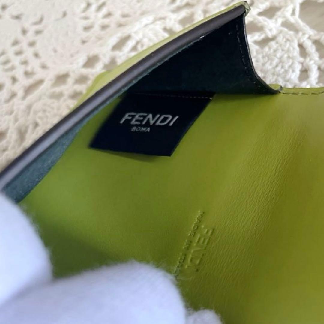 未使用品　FENDI フェンディ　バゲット　ウエストポーチ　ポーチのみ　グリーン