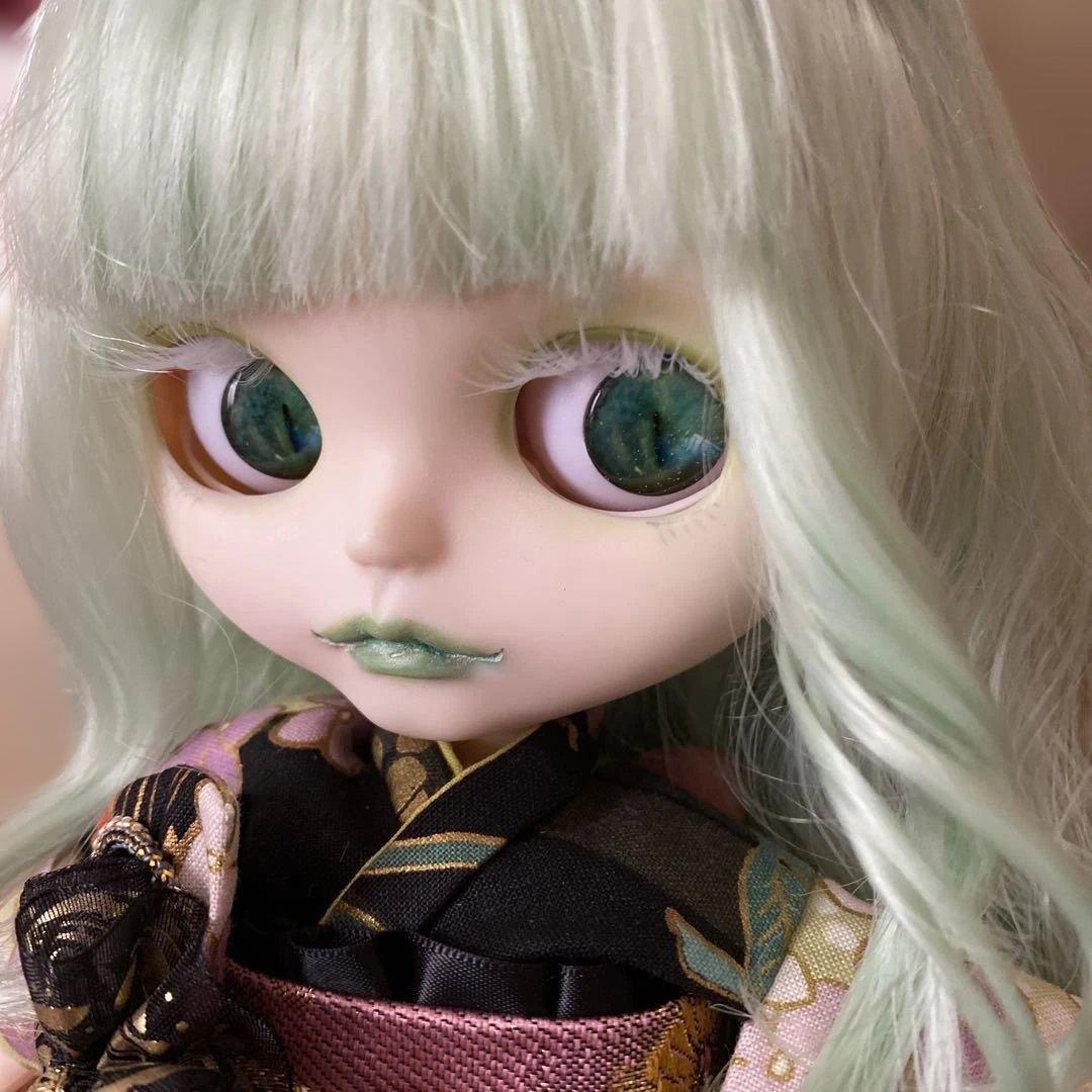 【専用商品です】カスタムドール『立春』グリーン系ヘア&メイク 孤高の振袖✨