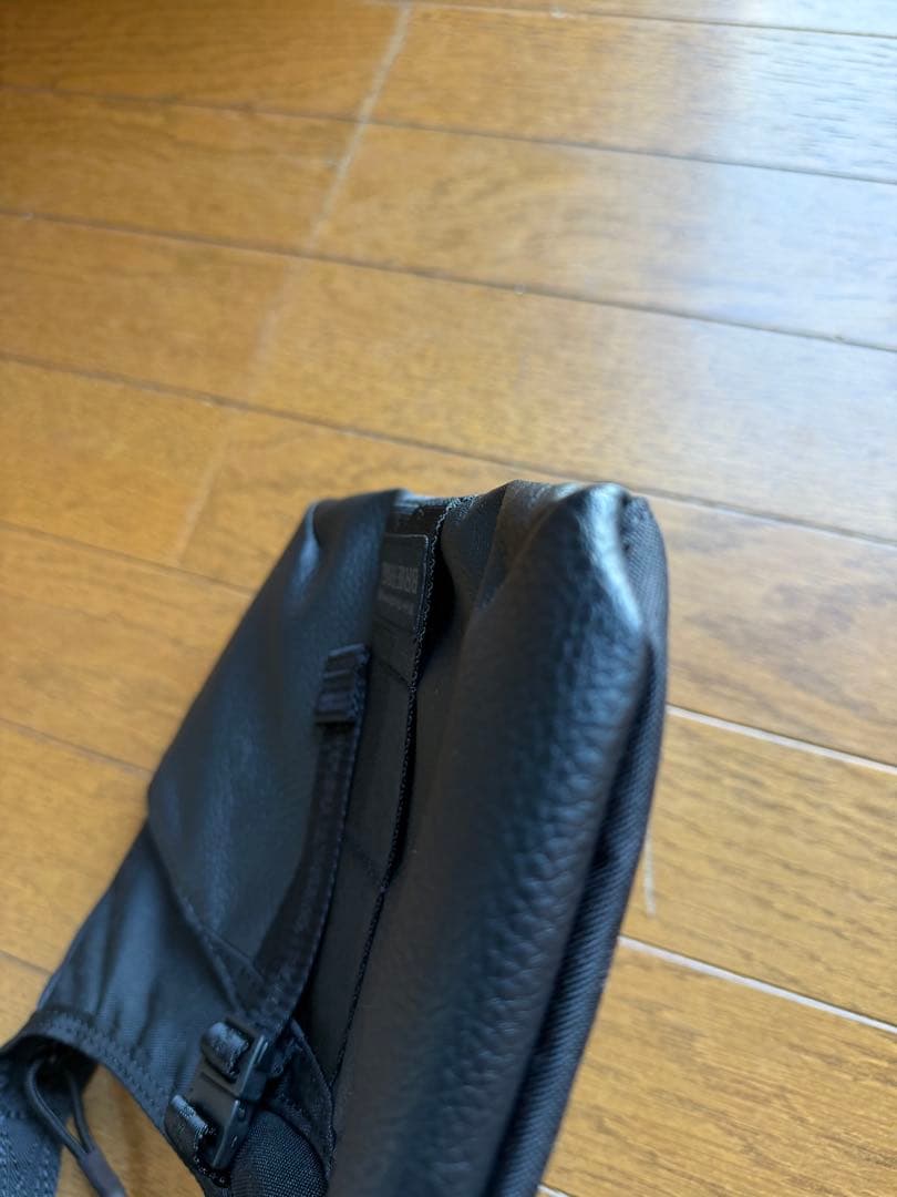 未使用級 WHITE MOUNTAINEERING BRIEFING サコッシュ