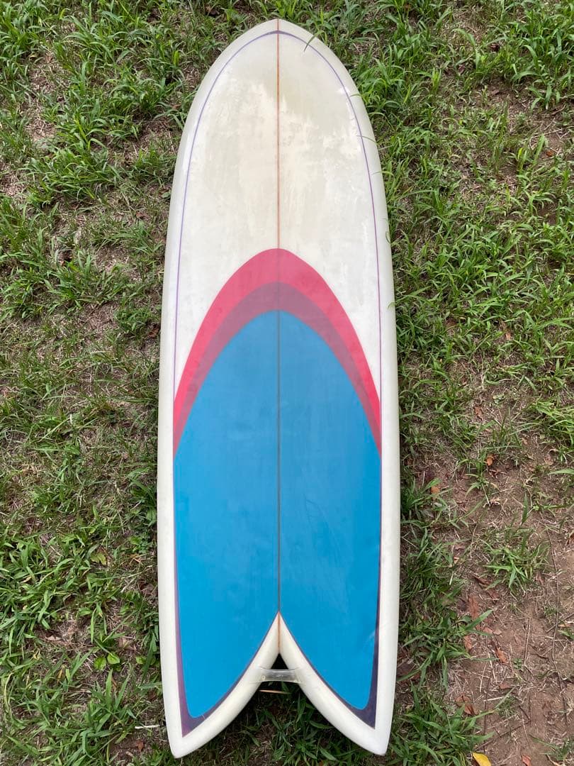 レトロツインフィッシュ5.10厚さ浮力あり