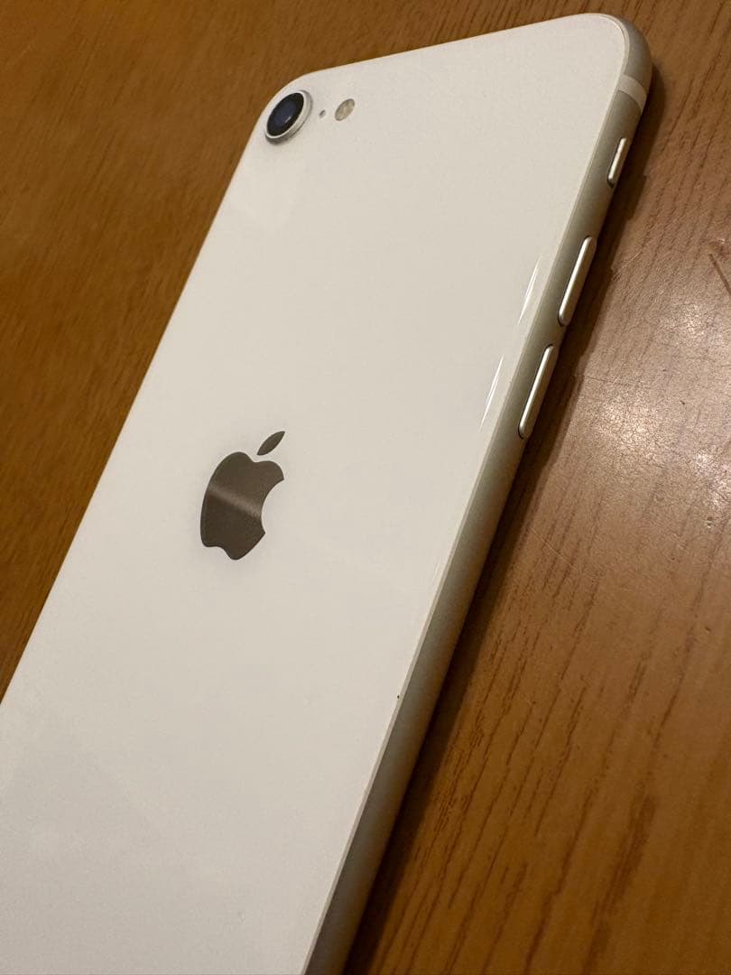 Apple iPhone SE 第2世代　128GB ホワイト