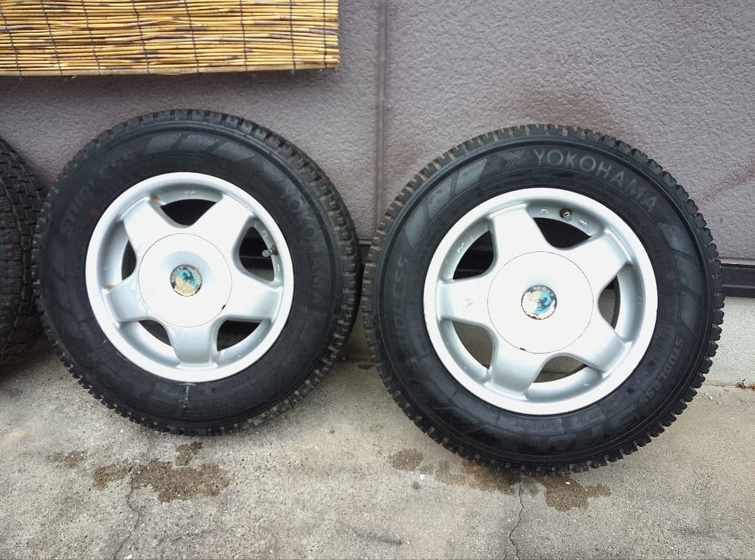 145R12 6PR LT・スタッドレスタイヤ・アルミホイール・2本のみ・1/2