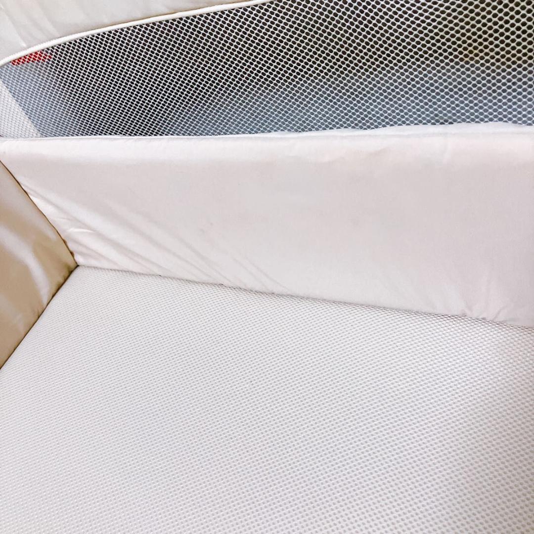 アップリカ ココネルエアー ベビーベッド 折りたたみ ミルクホワイト ポータブル