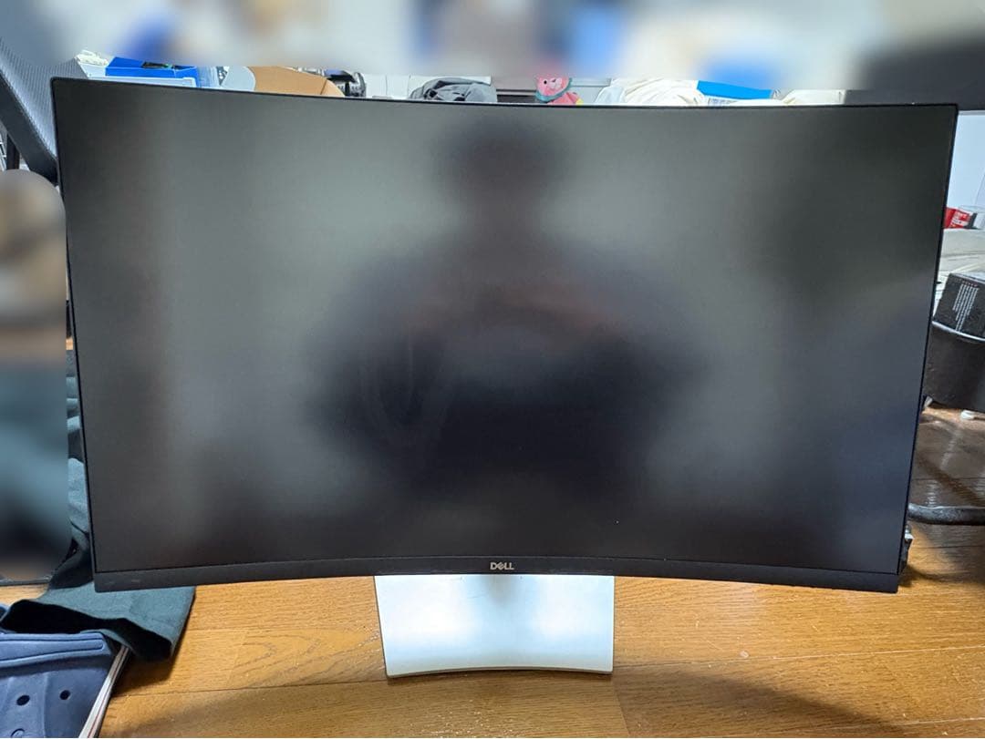 DELL 曲面4Kモニター s3221qs
