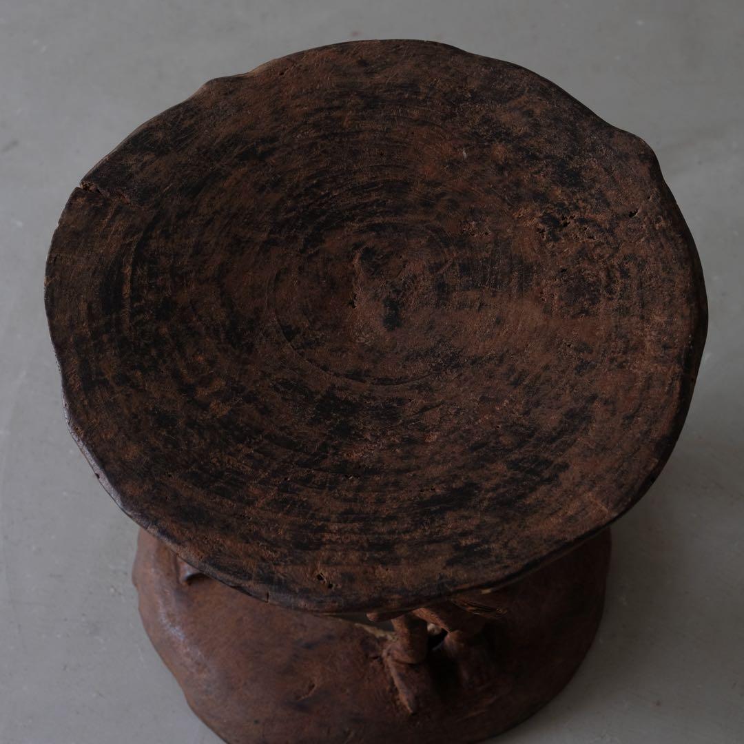アフリカ 木製スツール　プリミティブ 丸椅子 チェア 花台 サイドテーブル