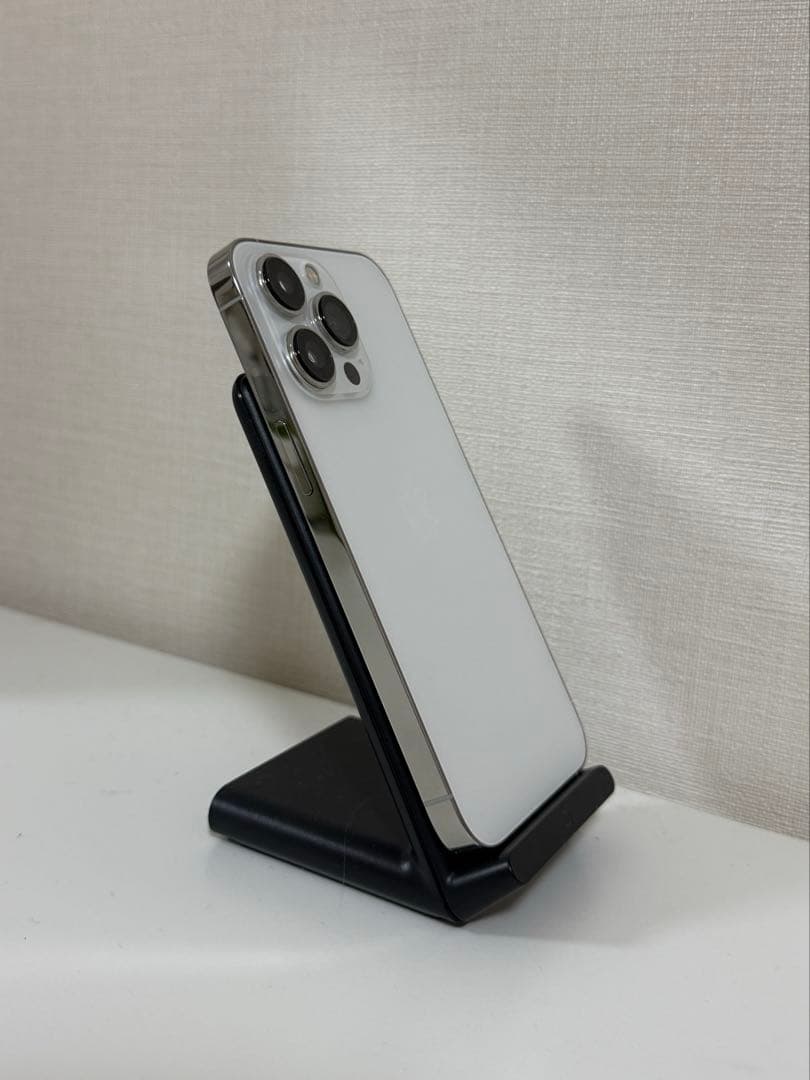 Apple iPhone 13 Pro シルバー 本体256GB 美品