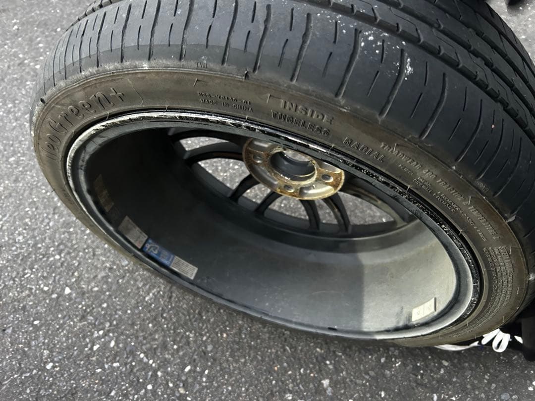 ミニクーパー　レイズ17インチ 205-40／17 7J＋45